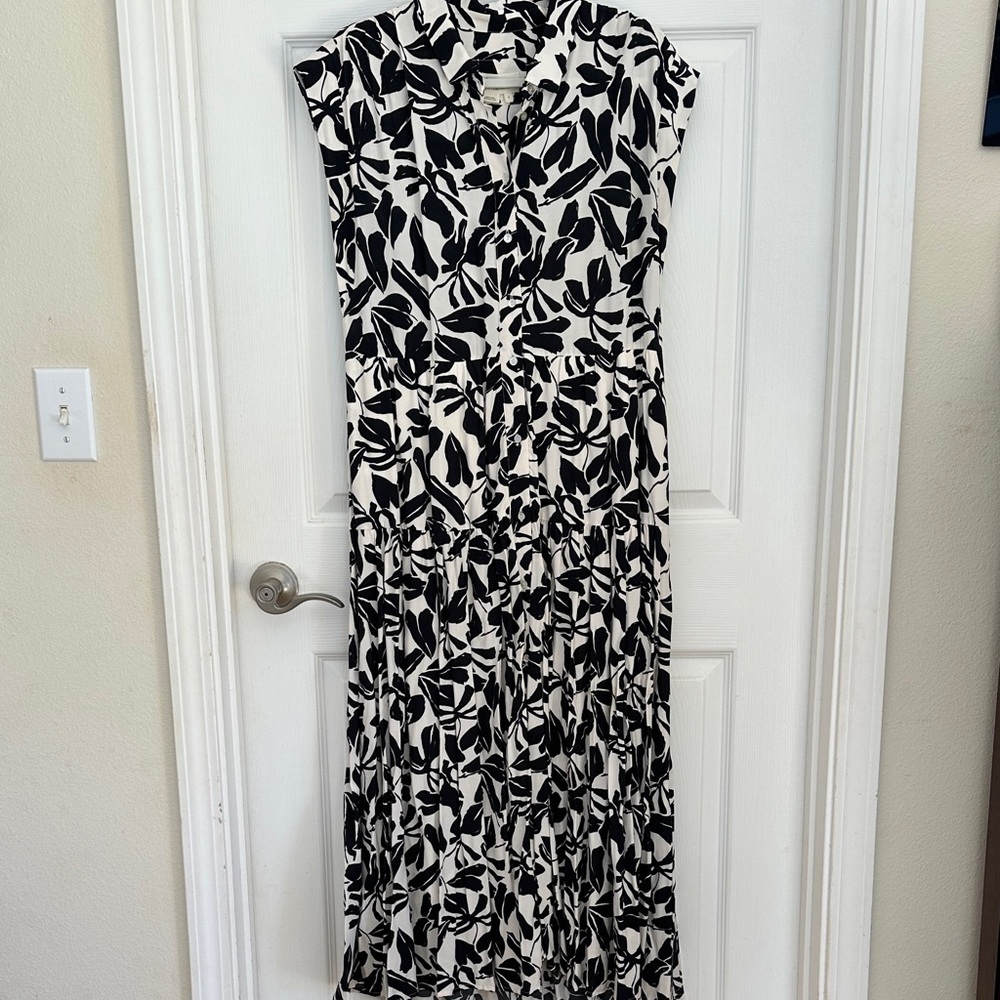 Anthropologie Monochrome Leaf Print Maxi Dress